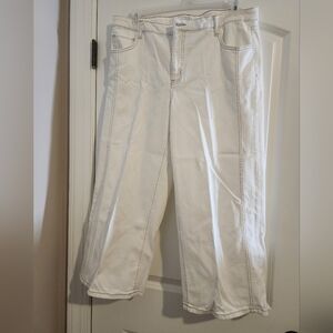 Time and Tru Women's Ankle Jeans in White